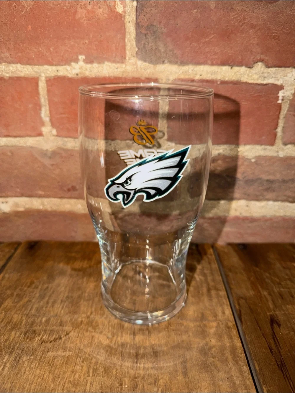 Philadelphia Eagles Glass Pint Set - White and Green Team Logo NFL Budweiser